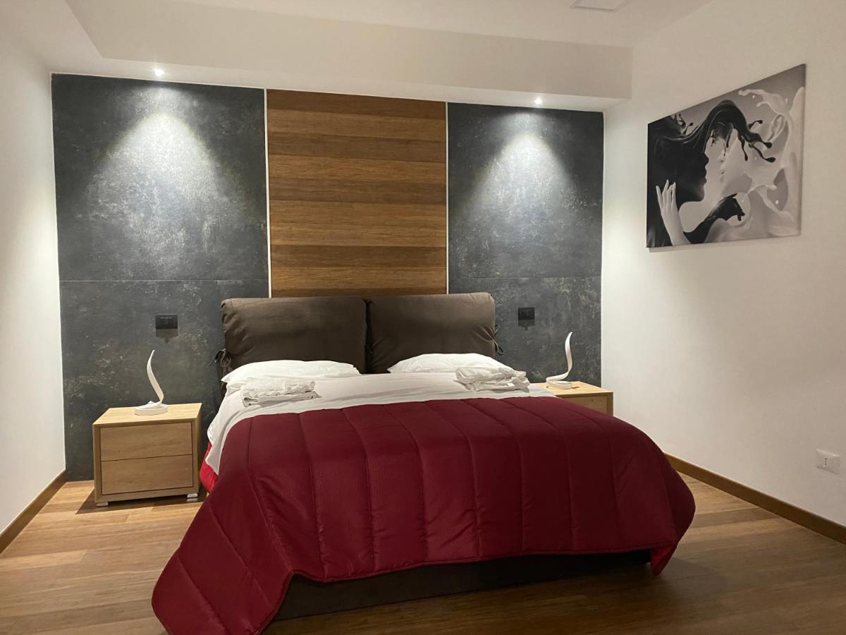 Eutuxia Apartment Taranto Luaran gambar