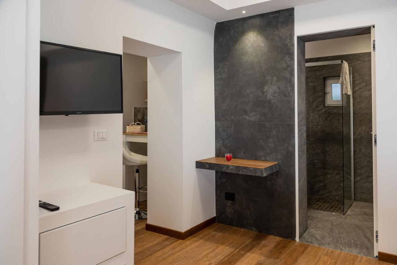 Eutuxia Apartment Taranto Luaran gambar